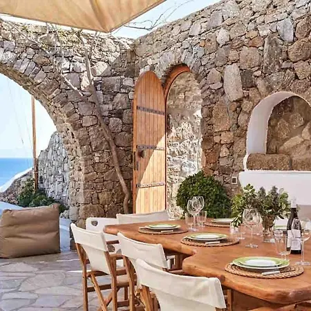 Private Cliffside 